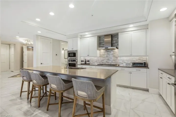 This kitchen has it ALL!