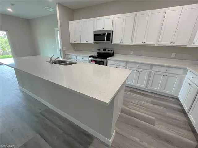 4129 NE 21st  AVE, Cape Coral, FL 33909