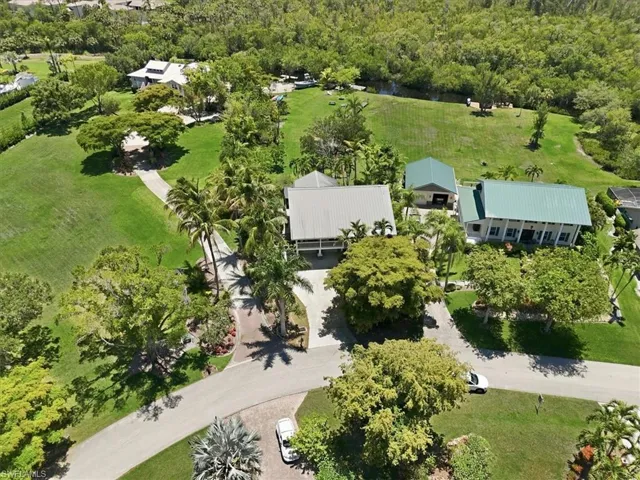 7215 Hendry Creek Dr, Fort Myers, Florida 33908
