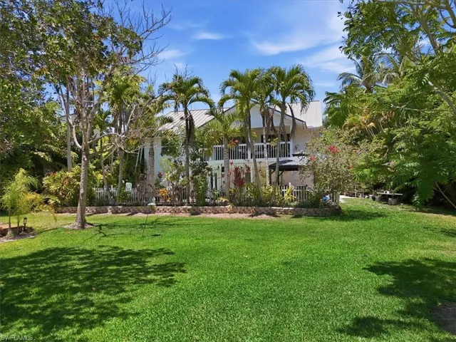 7215 Hendry Creek Dr, Fort Myers, Florida 33908