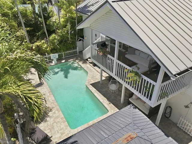 7215 Hendry Creek Dr, Fort Myers, Florida 33908