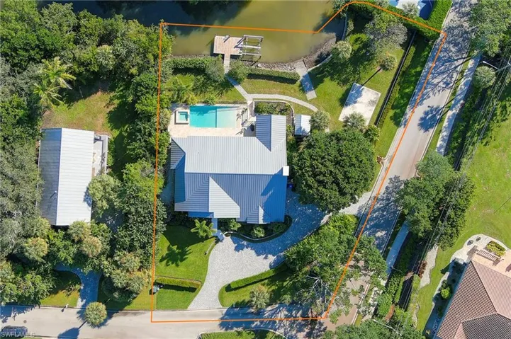5042 Seahorse Ave, Naples, Florida 34103