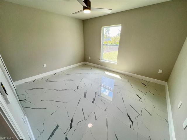 407  Yolanda  ST, Lehigh Acres, FL 33972