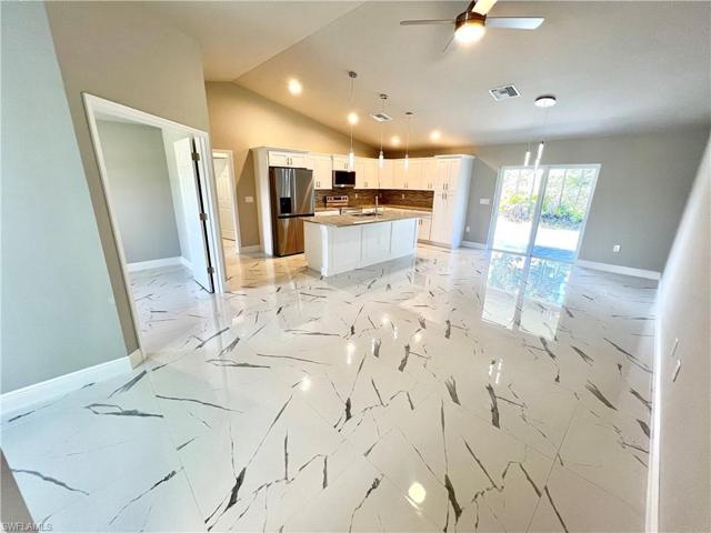 407  Yolanda  ST, Lehigh Acres, FL 33972