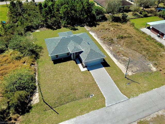 407  Yolanda  ST, Lehigh Acres, FL 33972