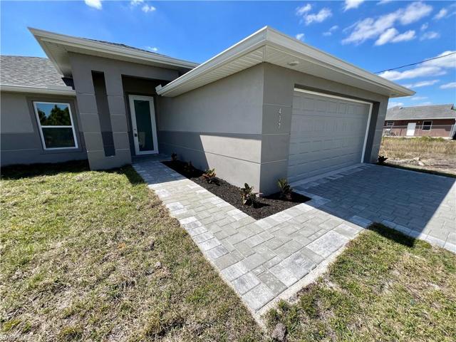 407  Yolanda  ST, Lehigh Acres, FL 33972