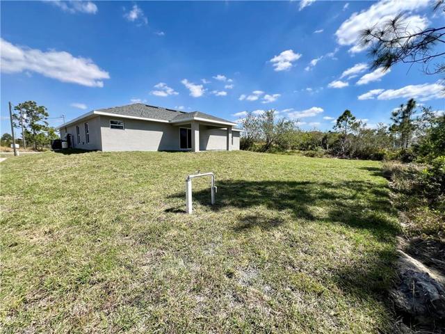 407  Yolanda  ST, Lehigh Acres, FL 33972