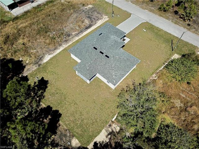 407  Yolanda  ST, Lehigh Acres, FL 33972