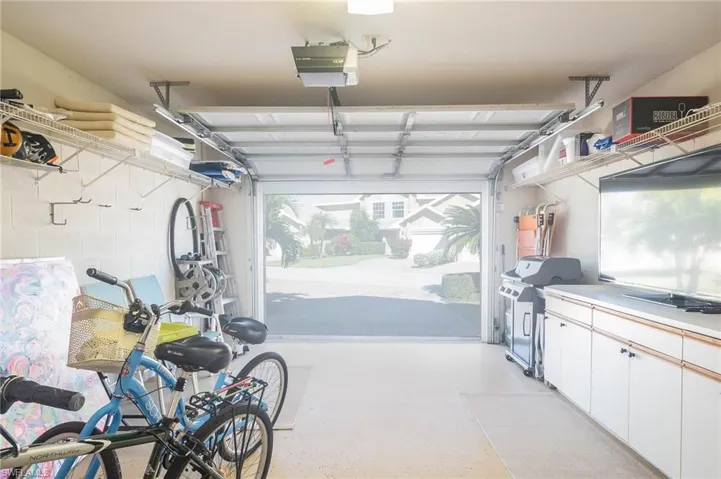 Garage featuring Beat'r Skeat'r