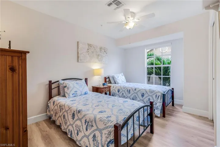 28072  Cavendish  CT, Bonita Springs, FL 34135