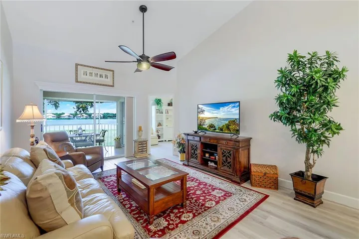28072  Cavendish  CT, Bonita Springs, FL 34135