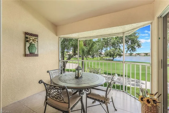 28072  Cavendish  CT, Bonita Springs, FL 34135