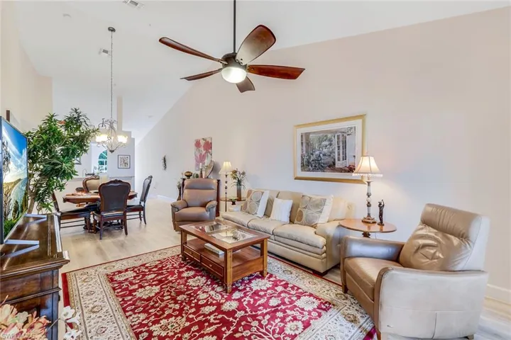 28072  Cavendish  CT, Bonita Springs, FL 34135