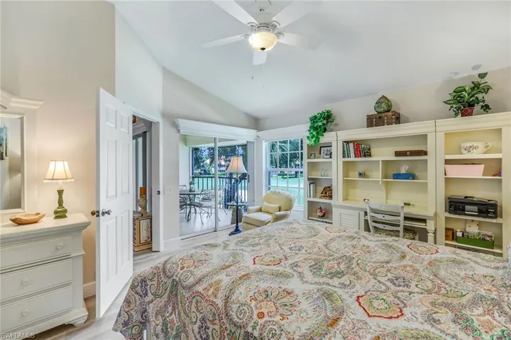 28072  Cavendish  CT, Bonita Springs, FL 34135