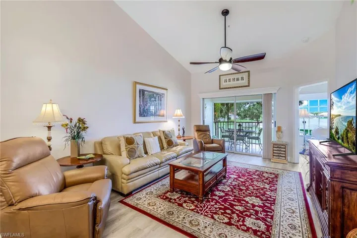 28072  Cavendish  CT, Bonita Springs, FL 34135