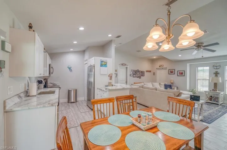 1502 NE 7th  PL, Cape Coral, FL 33909