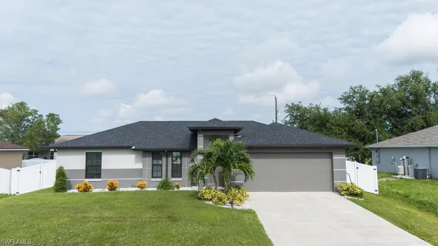 1502 NE 7th  PL, Cape Coral, FL 33909