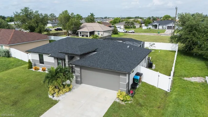 1502 NE 7th  PL, Cape Coral, FL 33909