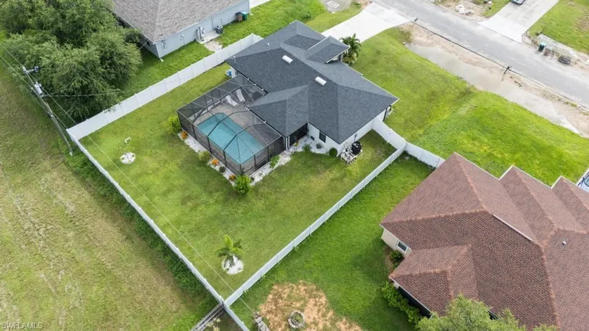 1502 NE 7th  PL, Cape Coral, FL 33909