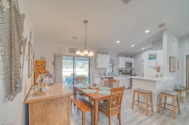1502 NE 7th  PL, Cape Coral, FL 33909
