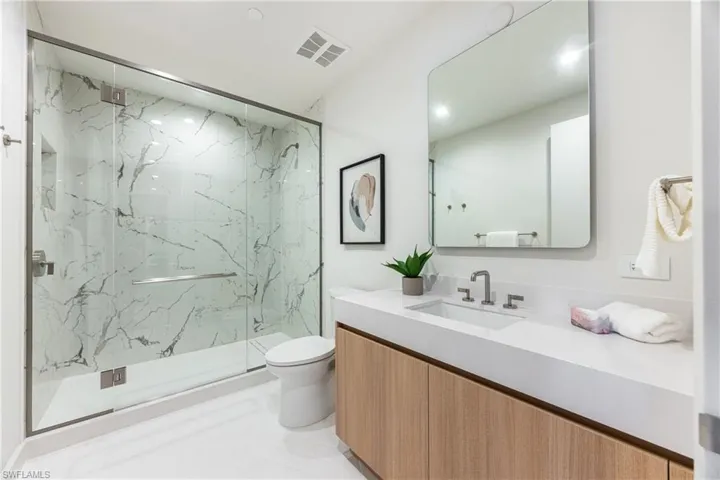 5100 Seagrass Blvd 202, Bonita Springs, Florida 34134