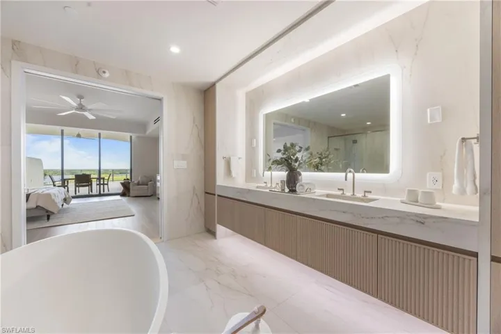 5100 Seagrass Blvd 202, Bonita Springs, Florida 34134