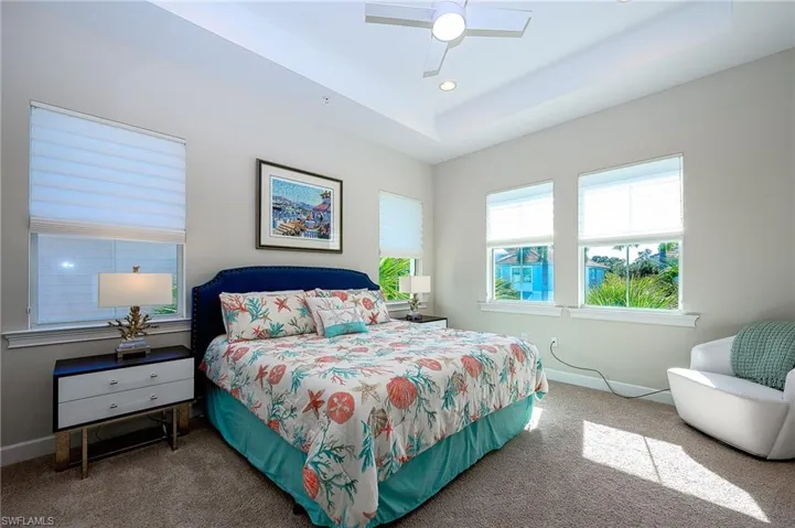 6561  Dominica  DR, Naples, FL 34113