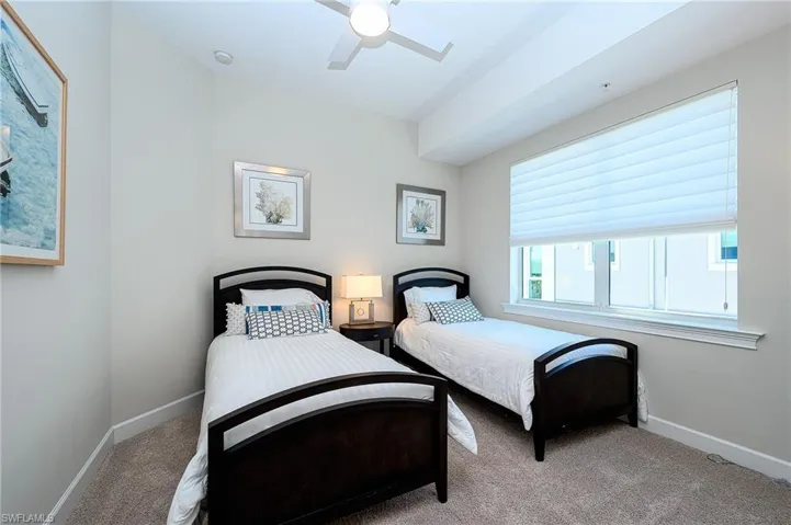 6561  Dominica  DR, Naples, FL 34113