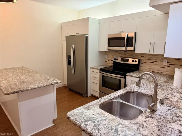 343 Dover Pl A103, Naples, Florida 34104