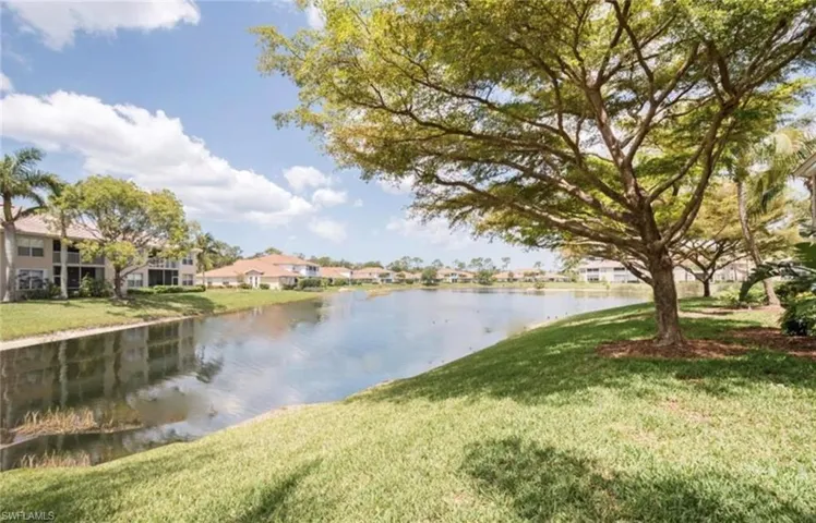 343 Dover Pl A103, Naples, Florida 34104