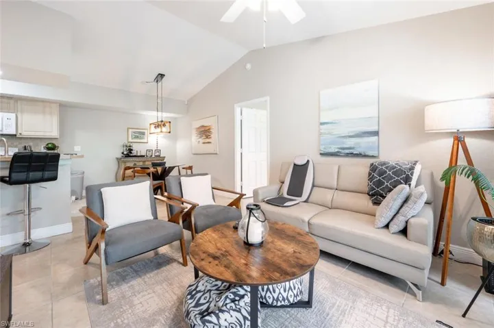 4635  Saint Croix  LN, Naples, FL 34109