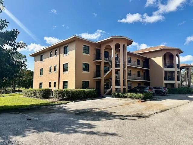5535  Rattlesnake Hammock  RD, Naples, FL 34113