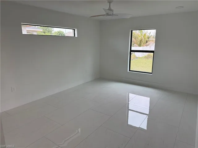 4208  34th SW ST, Lehigh Acres, FL 33976