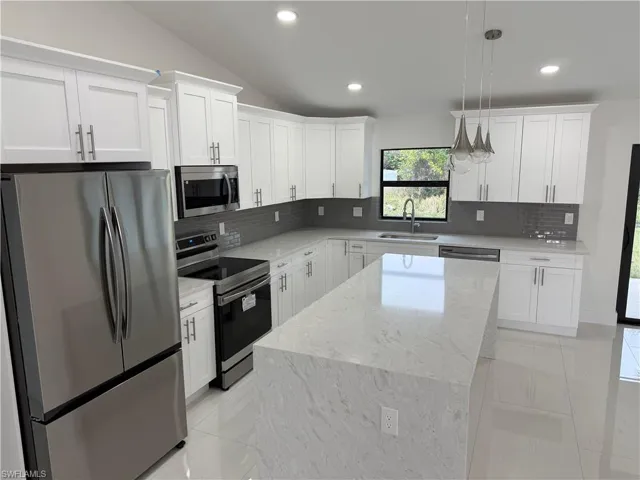 4208  34th SW ST, Lehigh Acres, FL 33976