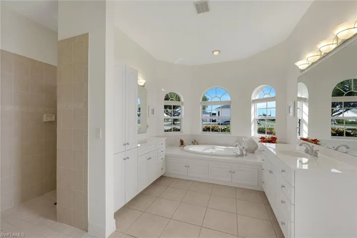 1632 Savona Pkwy, Cape Coral, Florida 33904