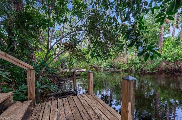 Dock/Canal