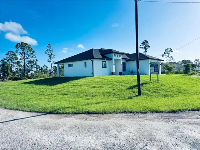 837  Foxtail  ST, Lehigh Acres, FL 33974