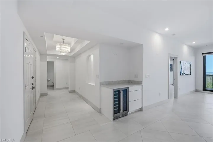 6075 Pelican Bay Blvd C, Naples, Florida 34108