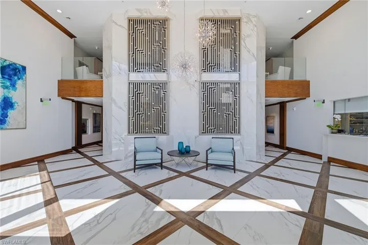 6075 Pelican Bay Blvd C, Naples, Florida 34108
