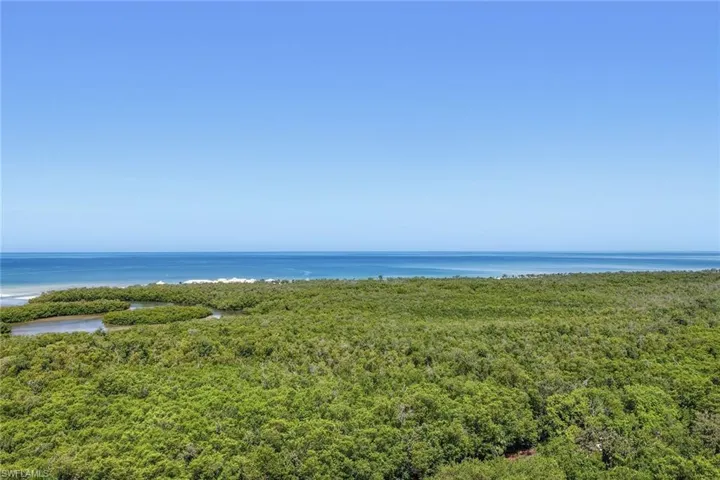 6075 Pelican Bay Blvd C, Naples, Florida 34108