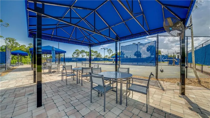 10230 Glastonbury Cir 202, Fort Myers, Florida 33913