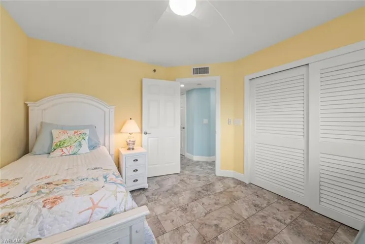Guest bedroom