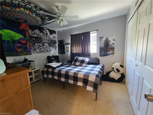 1026 Ne 8th Pl, Cape Coral, Florida 33909