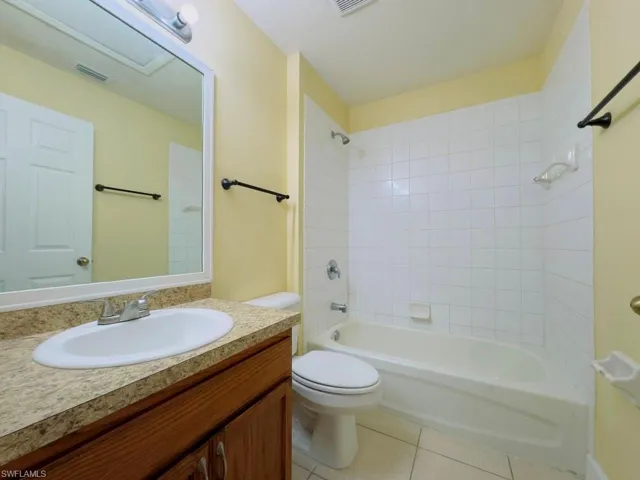 5046 Jones Dr, Lehigh Acres, Florida 33973