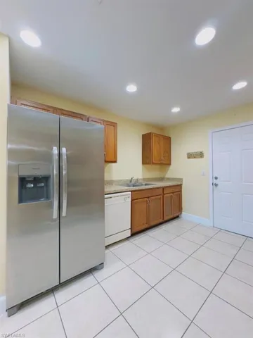 5046 Jones Dr, Lehigh Acres, Florida 33973