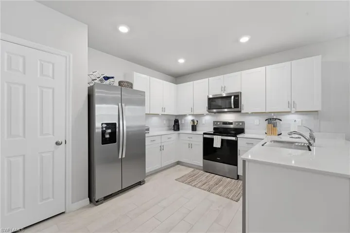 20175  Camino Torcido  LOOP, North Fort Myers, FL 33917