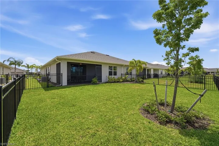 20175  Camino Torcido  LOOP, North Fort Myers, FL 33917