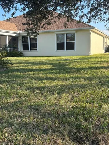 18271  Beauty Berry  CT, Lehigh Acres, FL 33972
