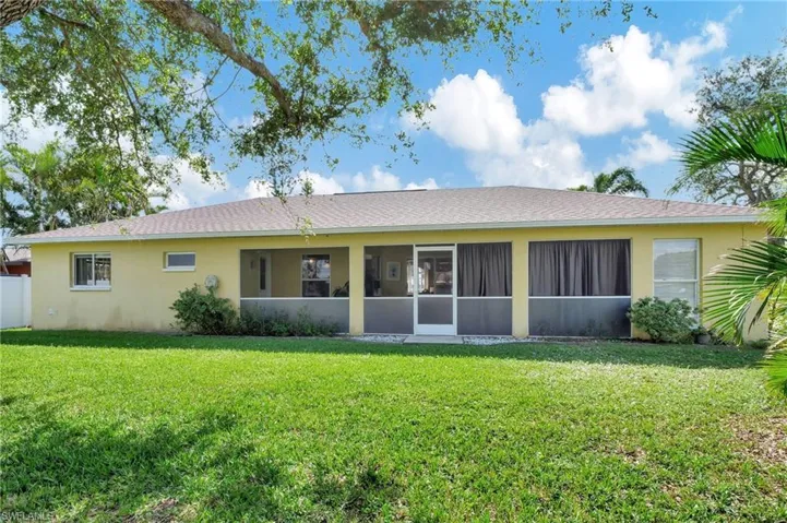 1825  Cornwallis  PKWY, Cape Coral, FL 33904