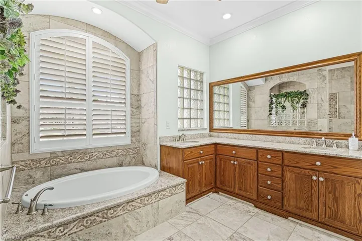 5302 Sw 27th Pl, Cape Coral, Florida 33914